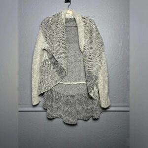 Pink Martini | soft | fuzzy | open front | long sleeve | cardigan | l